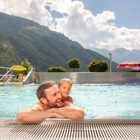 Vakantiehuis Schoeneben Hochfeld Huette