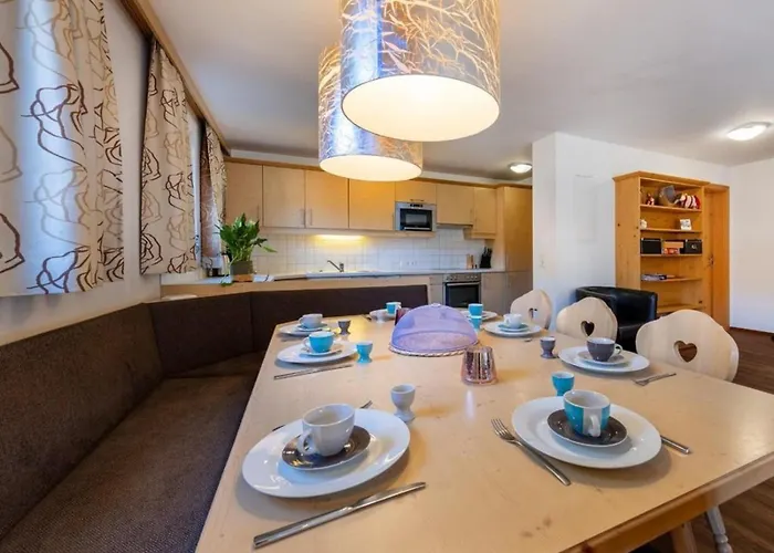 Schoeneben Hochfeld Huette * Вальд (Пинцгау)